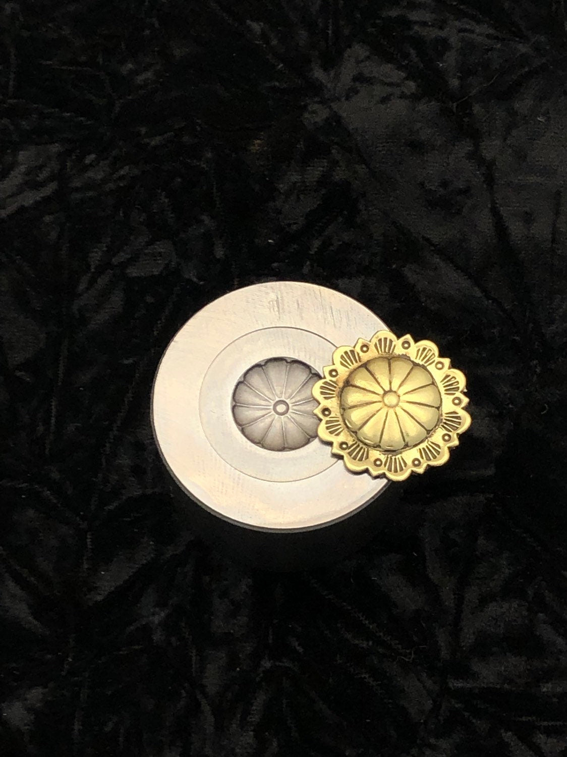 Impression Die - 1" Classic Concho #2