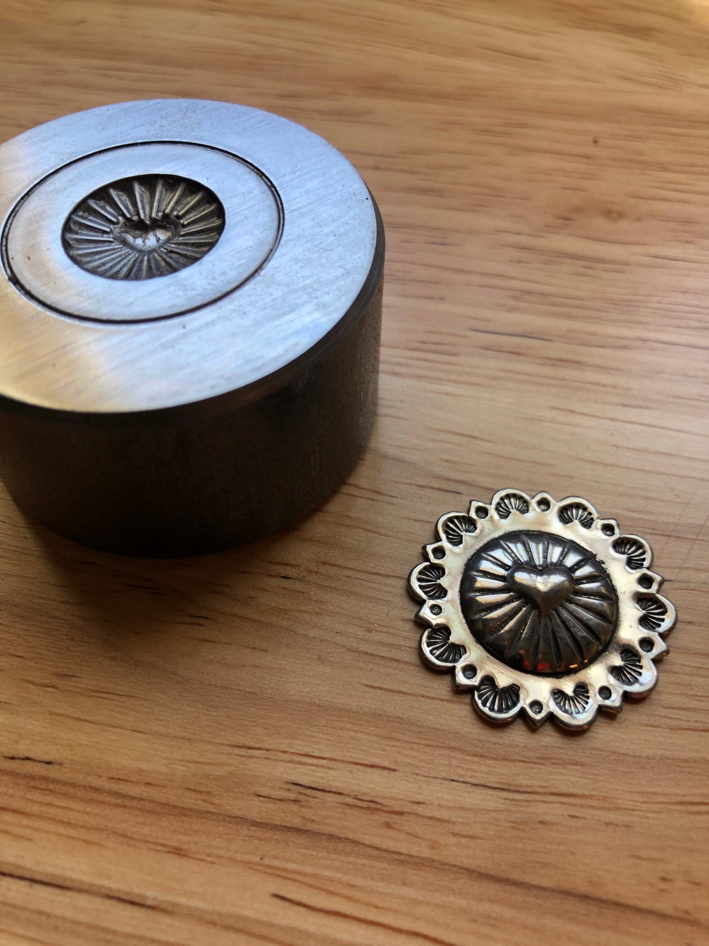 Impression Die - 1 Inch Heart Concho