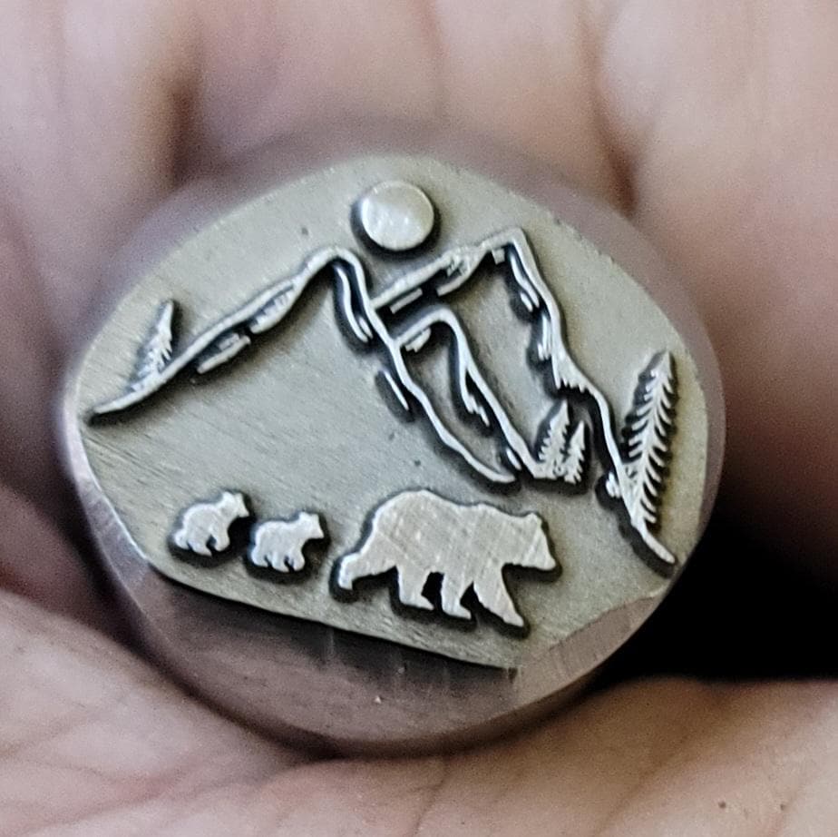 Moonlit Stroll with Mama Metal Stamps