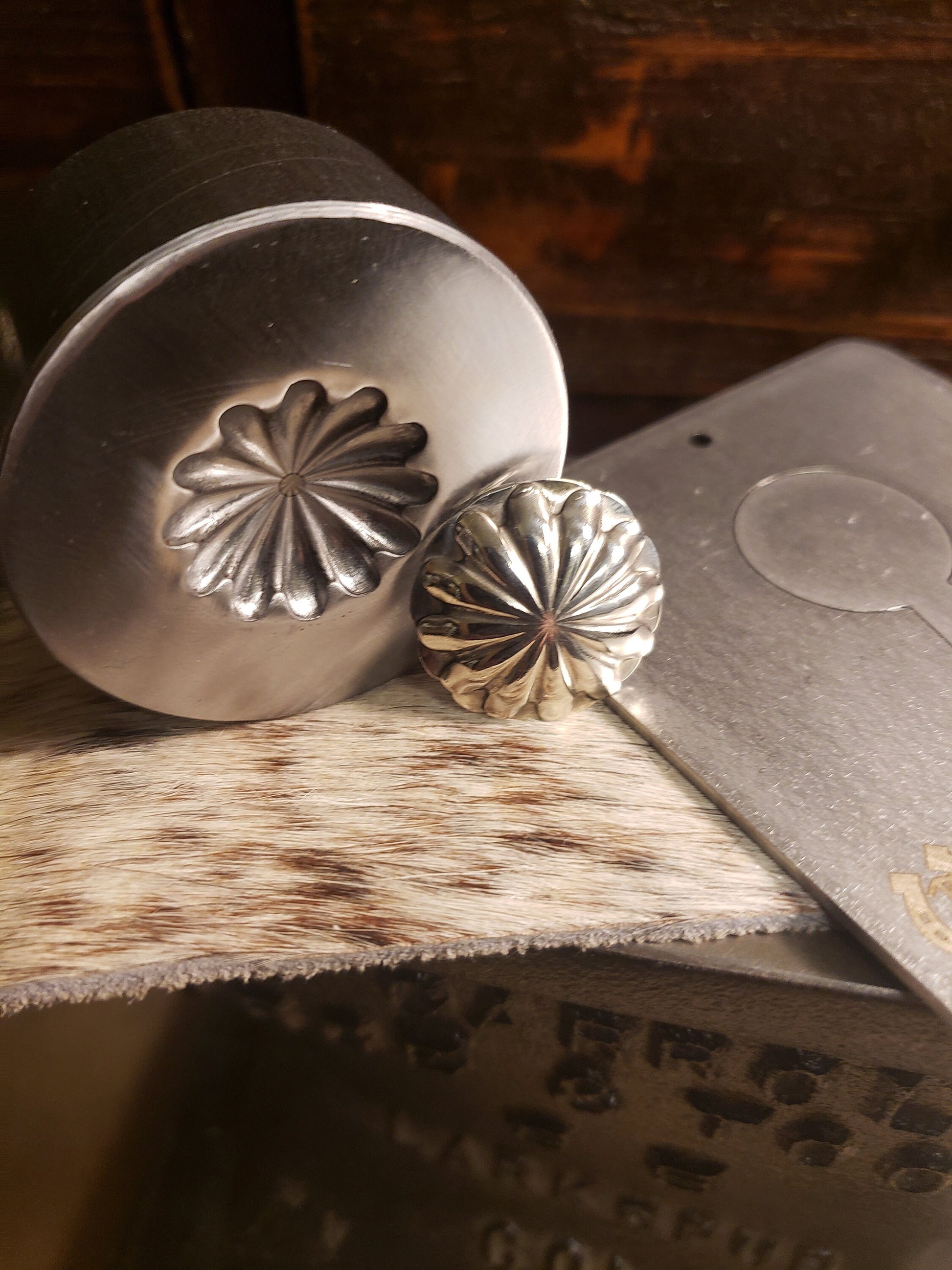 1 Inch Spot Concho Making Kit