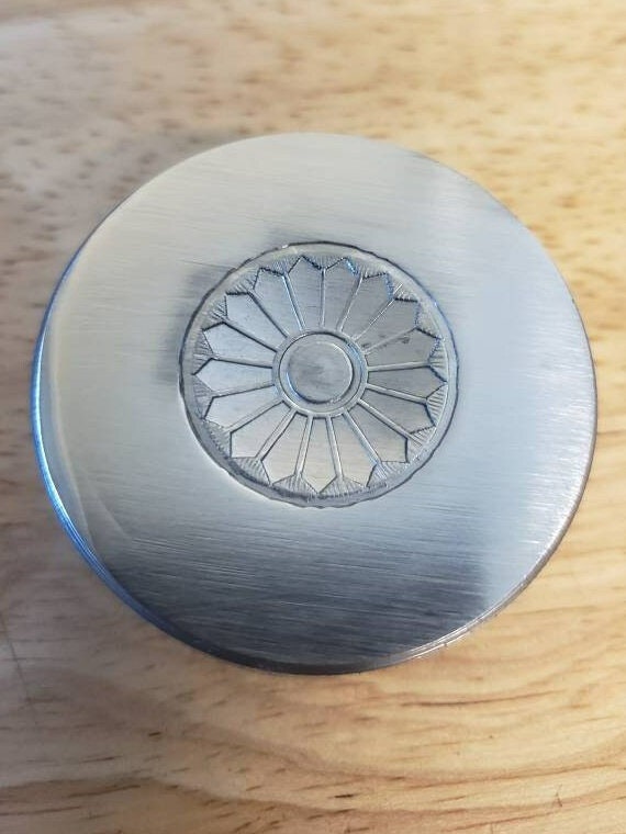 Impression Die - Stylized Daisy