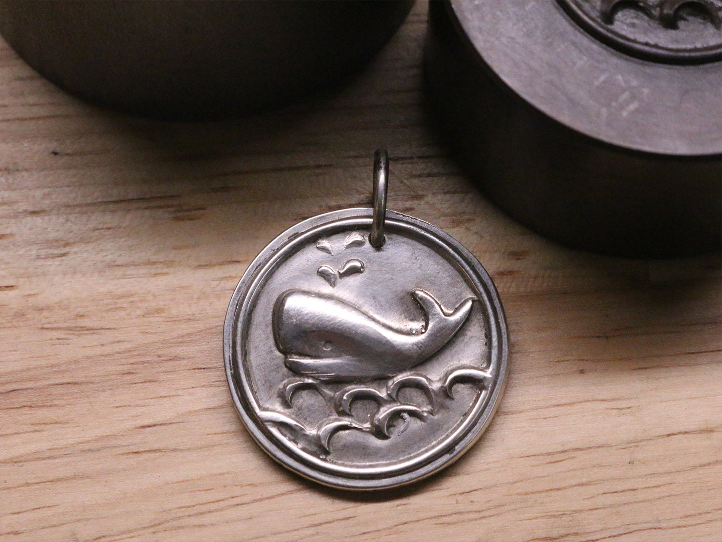 Impression Die - Happy Whale