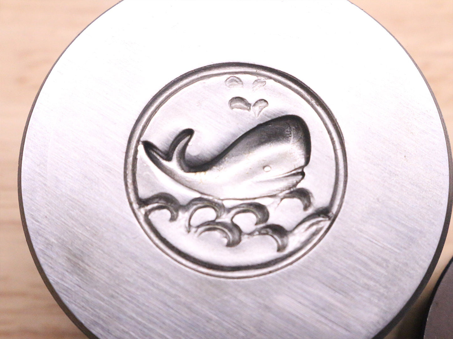 Impression Die - Happy Whale