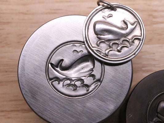 Impression Die - Happy Whale