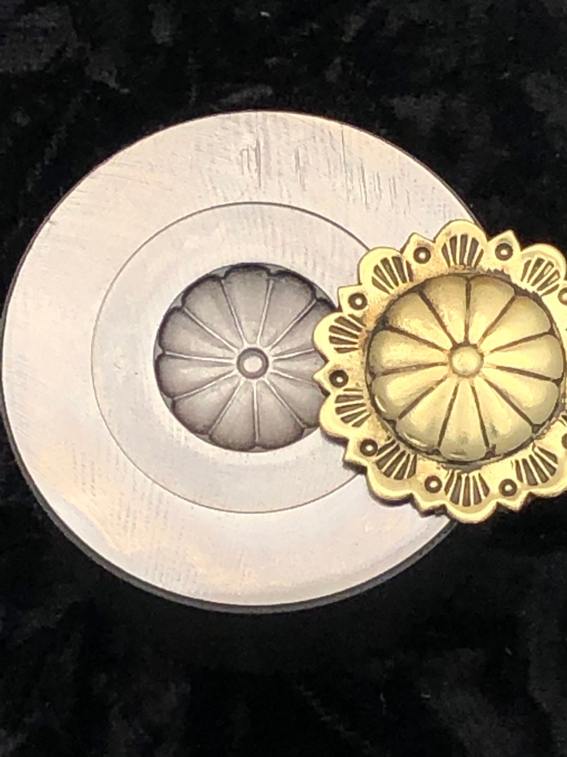 Impression Die - 1" Classic Concho #2