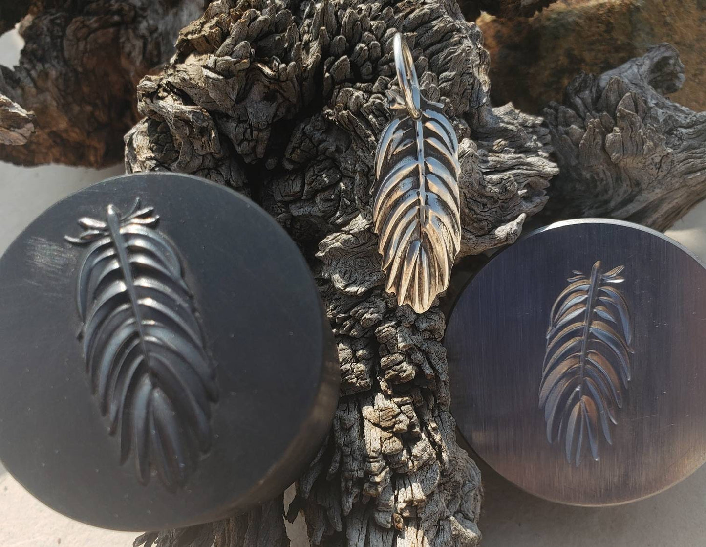 Impression Die - Pluma