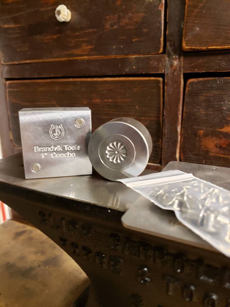 STARTER 1 Inch Concho Making Kit