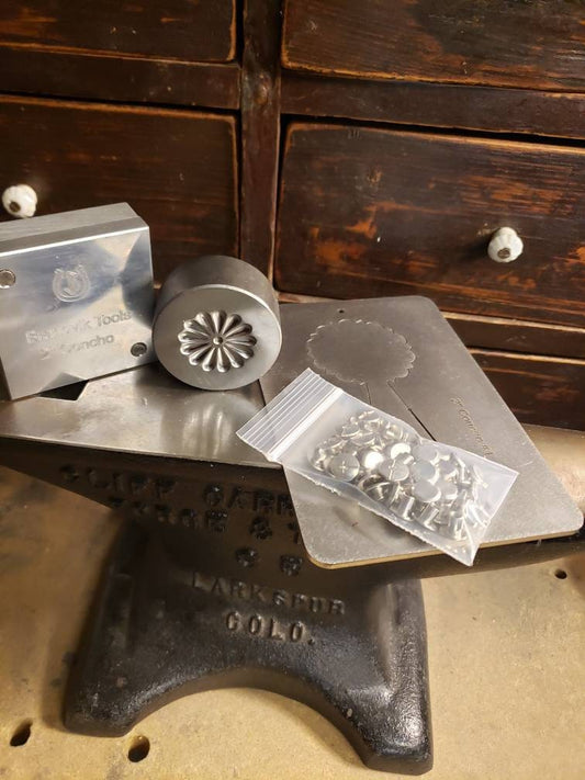 STARTER 2.0 Inch Concho Making Kit