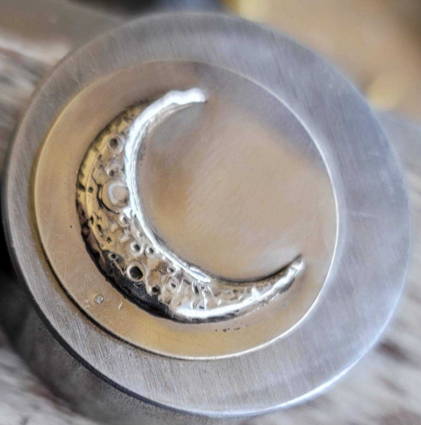 Impression Die - La Luna