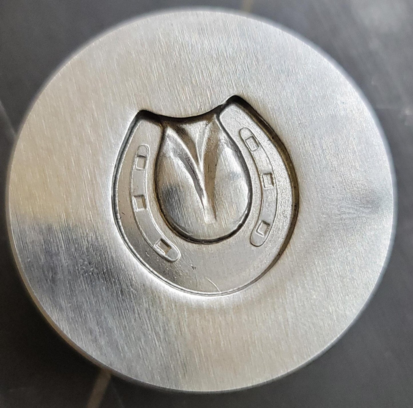 Impression Die - Lucky Me Vintage Horseshoe