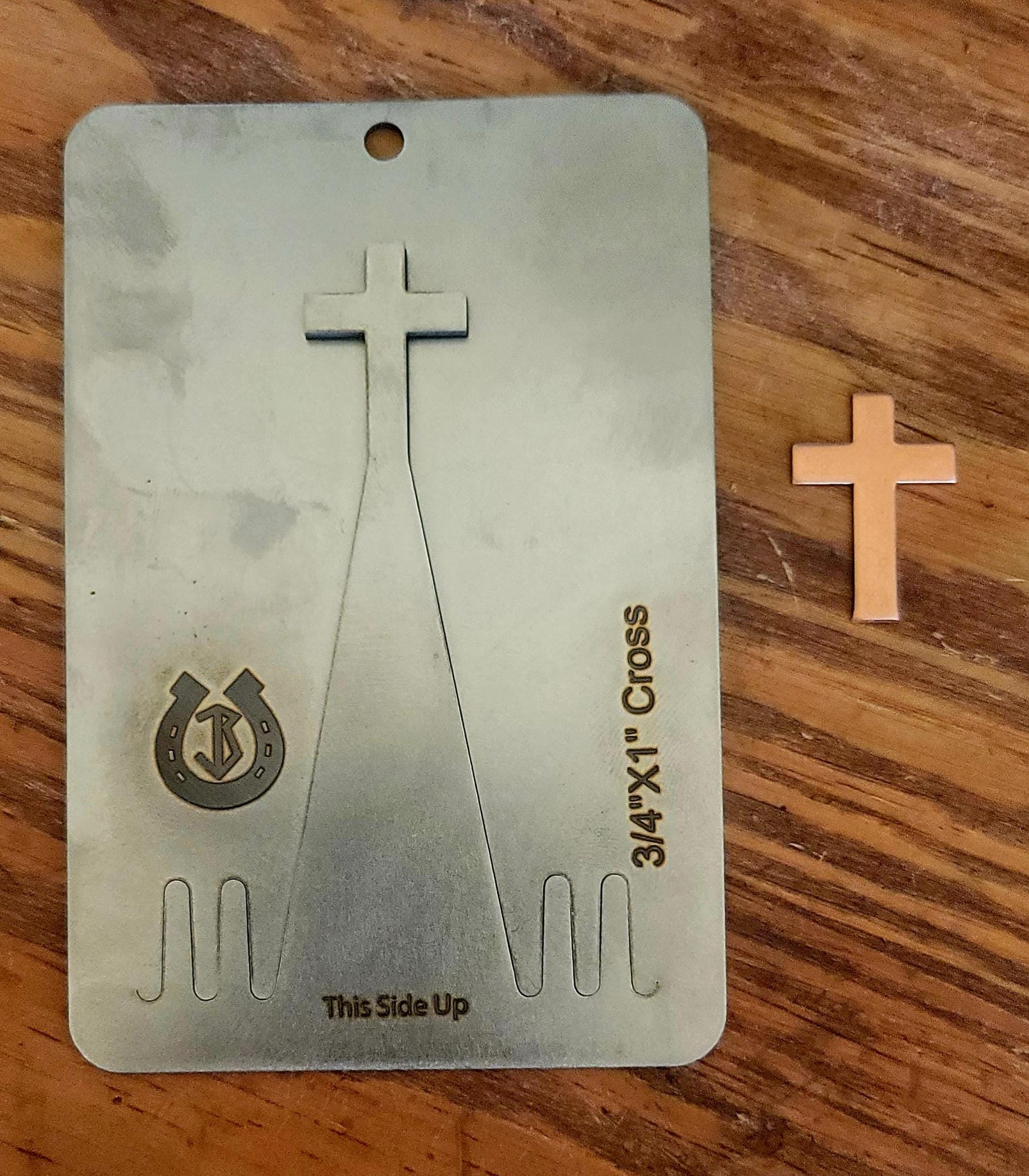 Cross Pancake Die 3/4"x1"