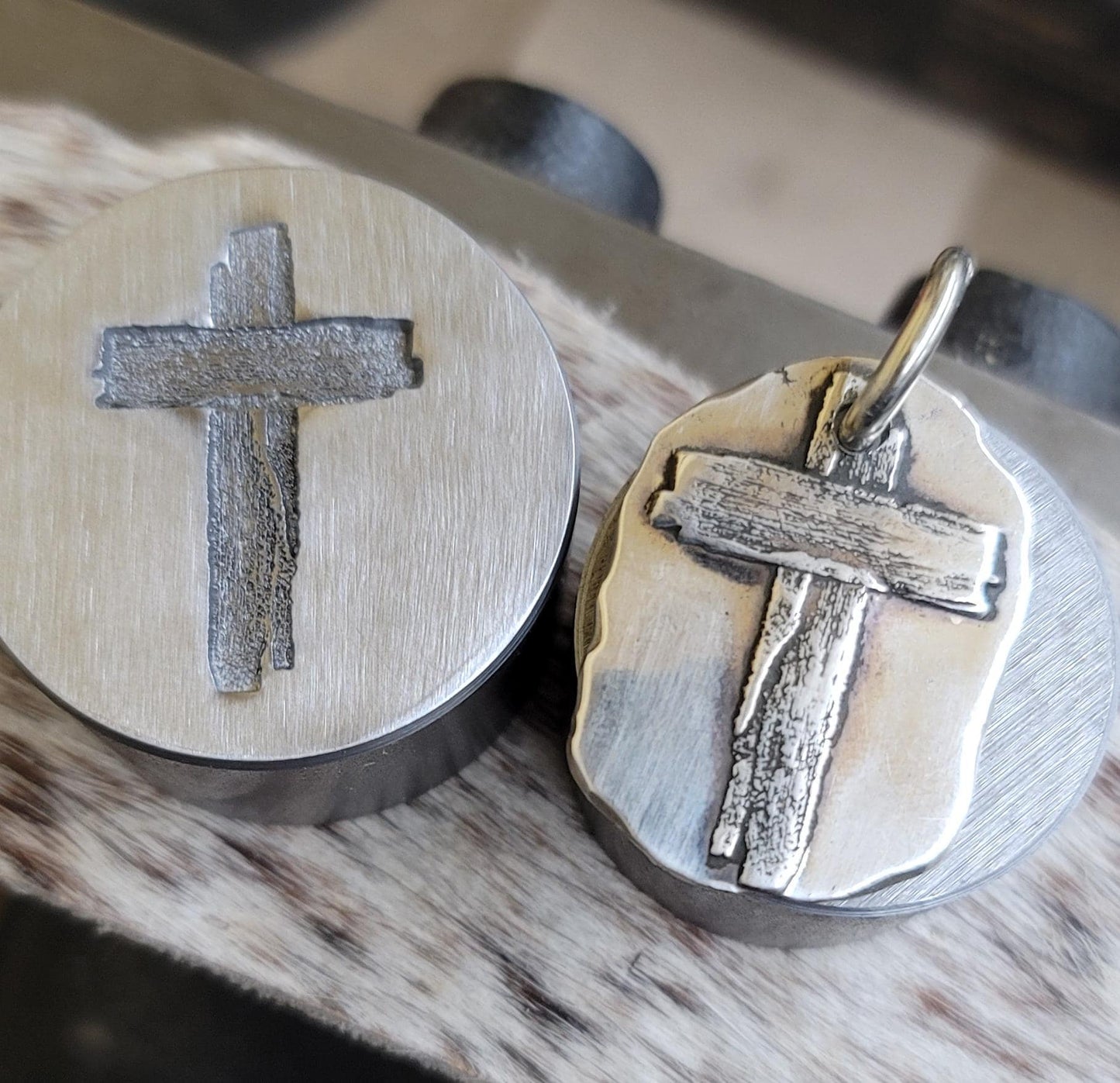 Impression Die - Old Rugged Cross