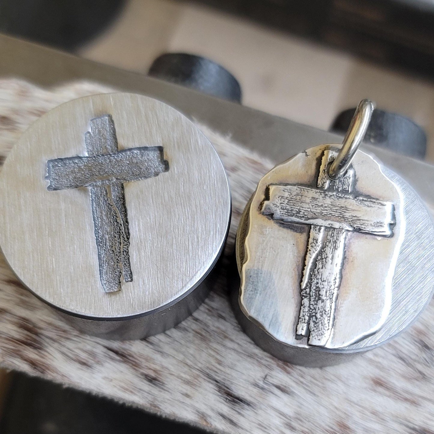 Impression Die - Old Rugged Cross