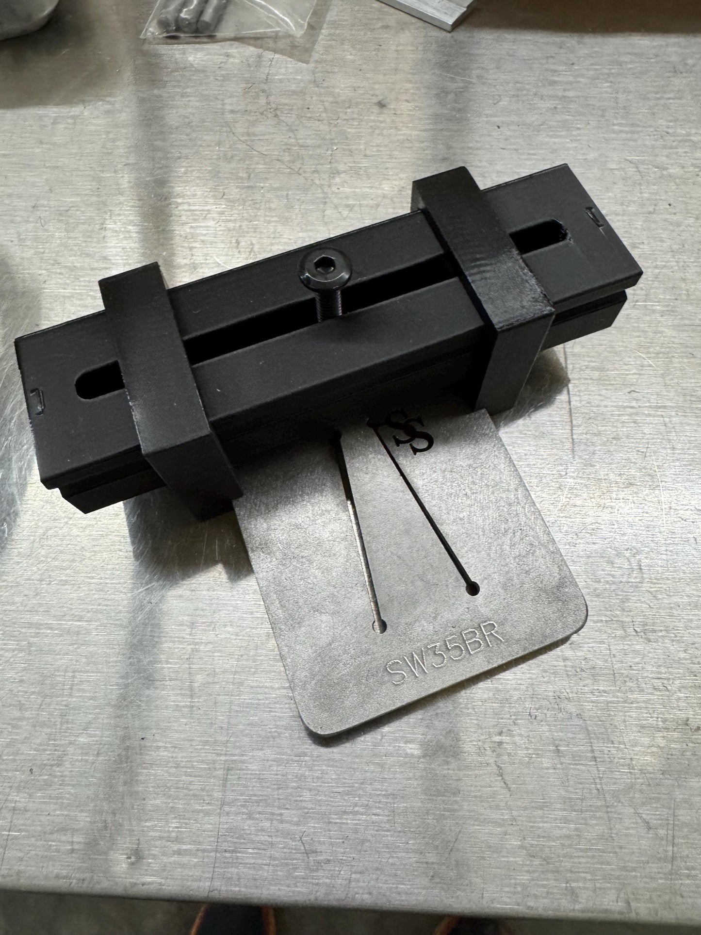 Pancake Die Extractor Tool for Stuck Metal, USA Made (for up to 3mm Thick Dies)